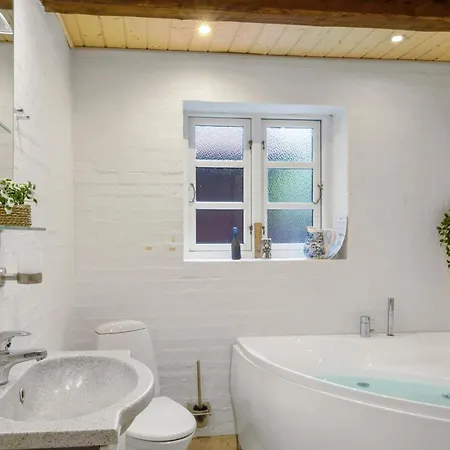 4 Bedroom Pet Friendly In Hemmet