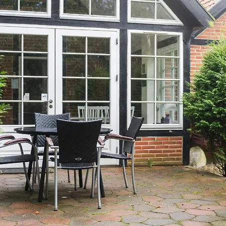 Dom wakacyjny 4 Bedroom Pet Friendly In Hemmet