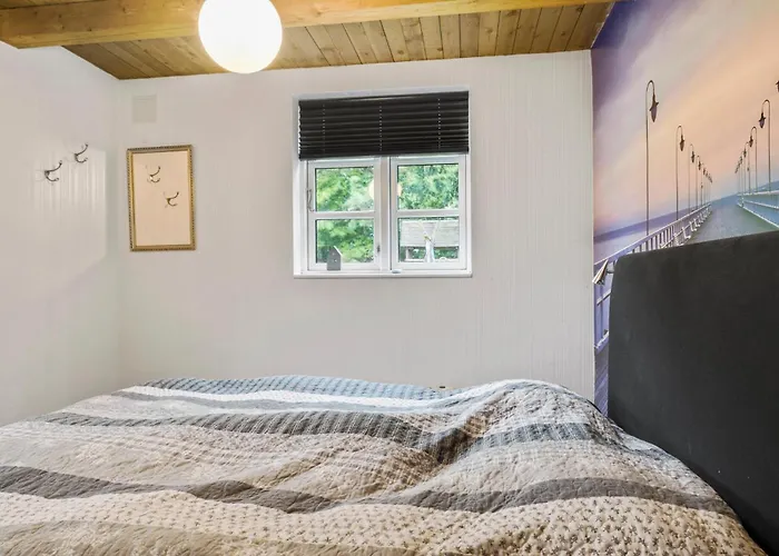 Dom wakacyjny 4 Bedroom Pet Friendly In Hemmet