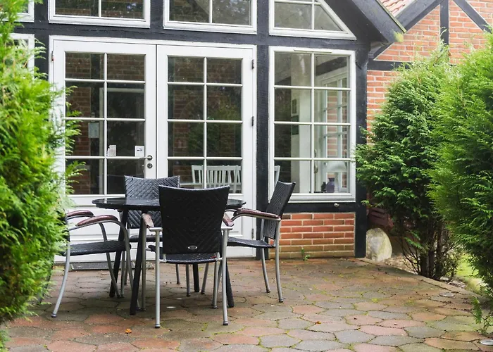 Dom wakacyjny 4 Bedroom Pet Friendly In Hemmet