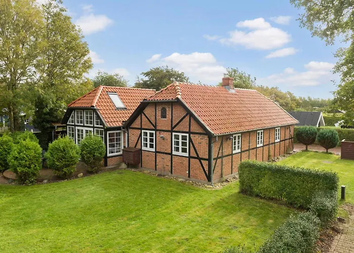 4 Bedroom Pet Friendly In Dom wakacyjny *